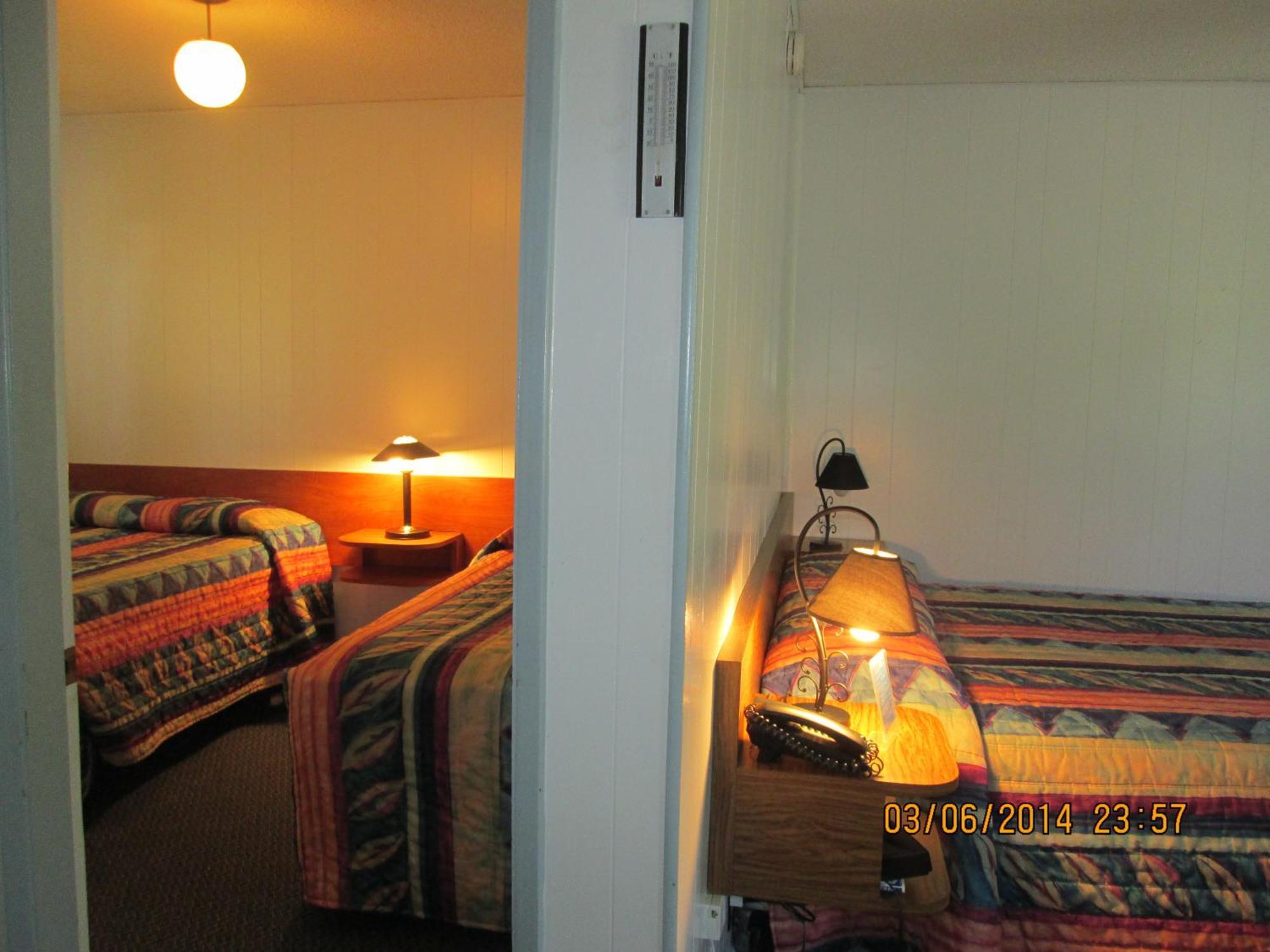 Evening Star Motel Гринвуд Номер фото